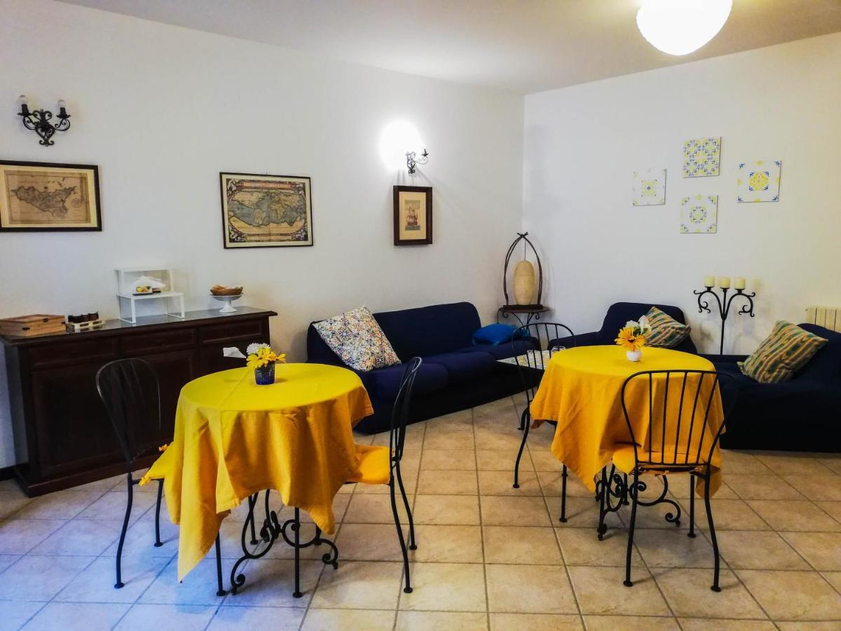 Terre Di Gratia Bed & Breakfast Camporeale Eksteriør bilde